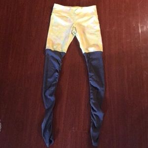 Alo leggings high waist goddess yellow and gray